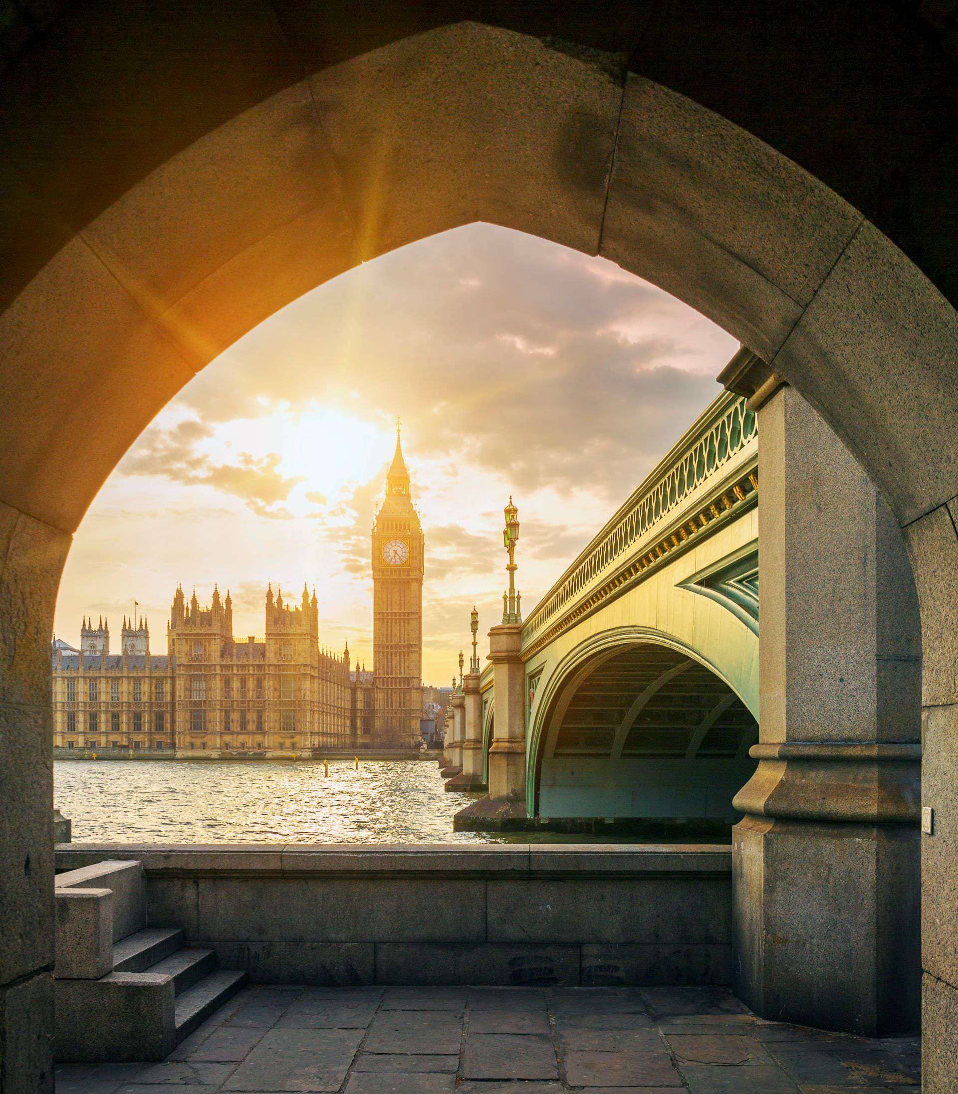 英國留學代辦全攻略｜申請流程、費用解析與選擇A-Studio的理由